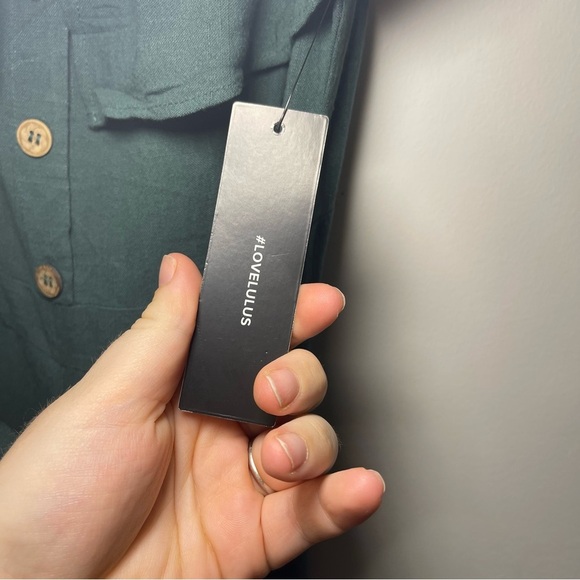 Lulus Women’s Green Off Shoulder Ruffle Maxi Dress in M NWT Belted Button Front - Picture 7 of 12